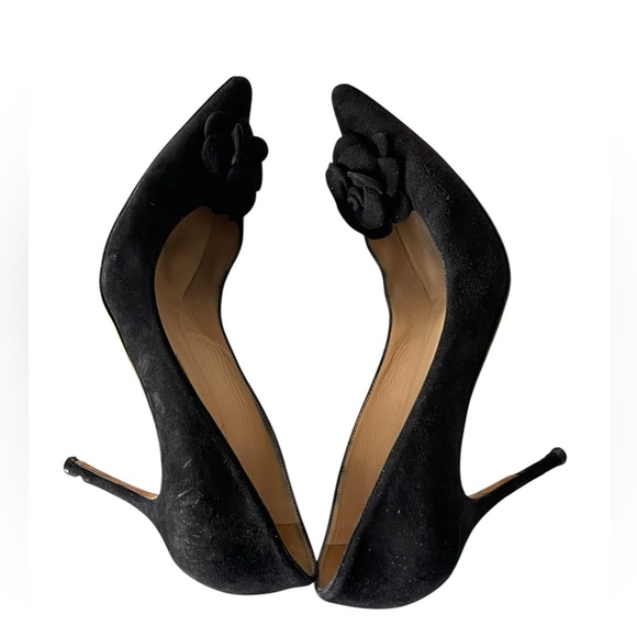 Manolo Blahnik• Black Suede Lisa Flower Pointed Toe Heels Pumps Sz:37.5/US:7 - Picture 5 of 8